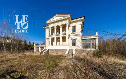 2-этажный коттедж 680 м² без отделки