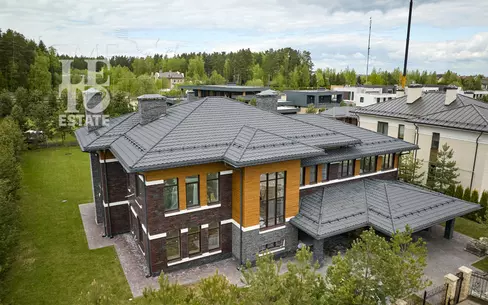 2-этажный коттедж 703 м² без отделки