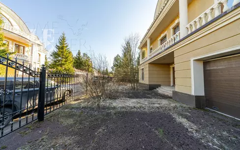 2-этажный коттедж 600 м² без отделки