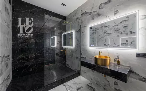 2-этажный коттедж 340 м² с отделкой