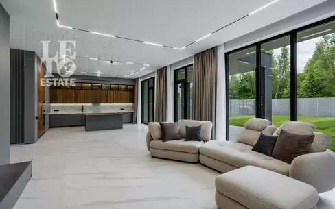 2-этажный коттедж 604 м² с отделкой