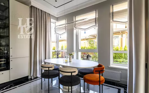 2-этажный коттедж 278 м² с отделкой