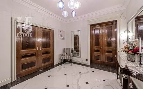 2-этажный коттедж 637 м² с отделкой