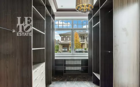 2-этажный таунхаус 440 м² с отделкой