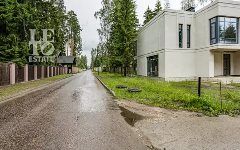 2-этажный коттедж 526 м² без отделки