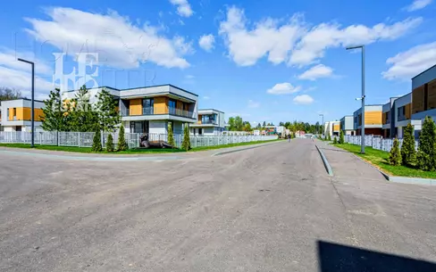 2-этажный коттедж 319.7 м² без отделки