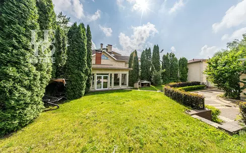 2-этажный коттедж 1 087 м² с отделкой