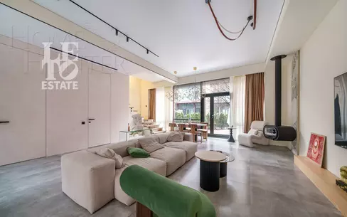 3-этажный таунхаус 238 м² с отделкой