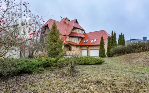 2-этажный коттедж 573 м² с отделкой