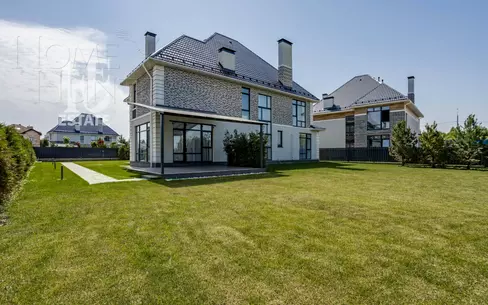 2-этажный коттедж 430 м² с отделкой