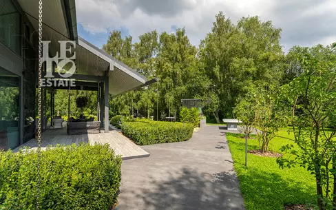 2-этажный коттедж 354 м² с отделкой