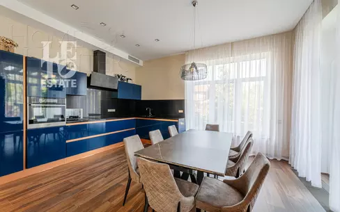 3-этажный коттедж 429 м² с отделкой