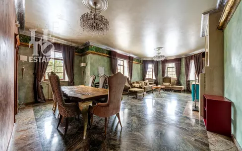 3-этажный коттедж 1 322 м² с отделкой