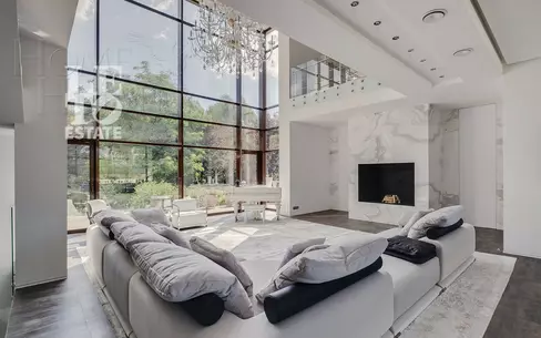 2-этажный коттедж 1 200 м² с отделкой