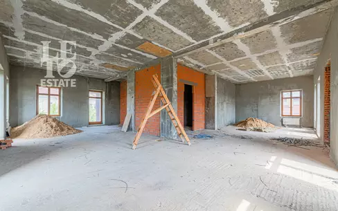 2-этажный коттедж 703 м² без отделки