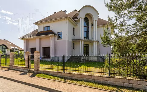 2-этажный коттедж 820 м² без отделки