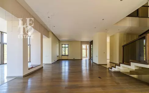 2-этажный коттедж 800 м² с отделкой