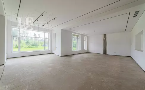 2-этажный коттедж 750 м² без отделки