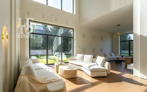 2-этажный коттедж 747 м² с отделкой