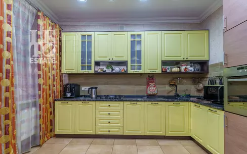 2-этажный таунхаус 428 м² с отделкой