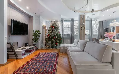 4-КОМН. КВАРТИРА С ОТДЕЛКОЙ 150 М² НА 2 ЭТАЖЕ