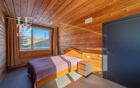 2-этажный коттедж 220 м² с отделкой