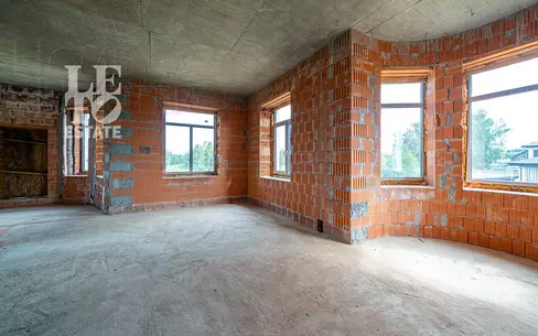 2-этажный коттедж 460 м² без отделки