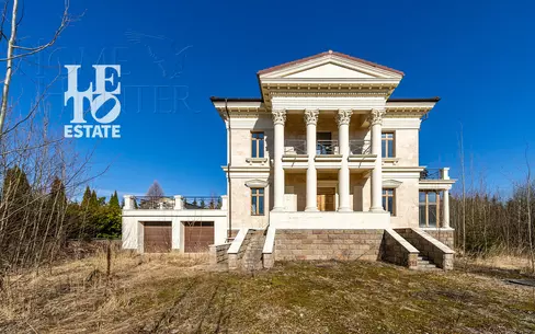 2-этажный коттедж 680 м² без отделки