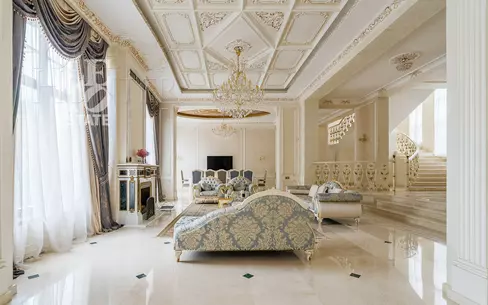 2-этажный коттедж 1 000 м² с отделкой