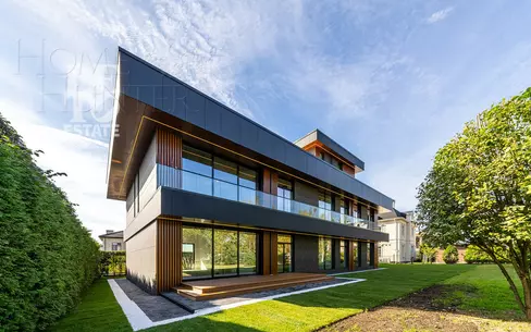 2-этажный коттедж 1 200 м² без отделки