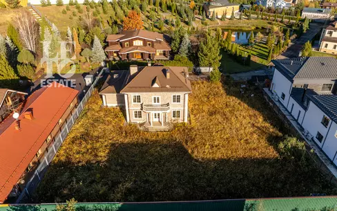 2-этажный коттедж 460 м² без отделки