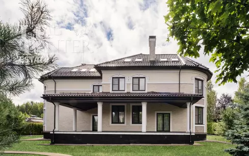 2-этажный коттедж 631 м² без отделки