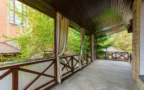 2-этажный коттедж 720 м² с отделкой