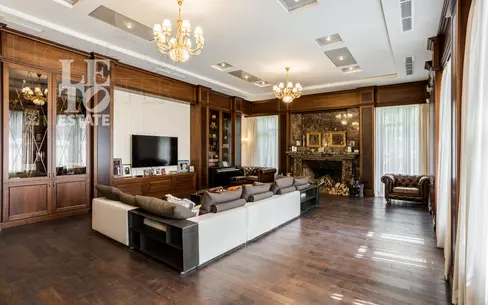 2-этажный коттедж 550 м² с отделкой