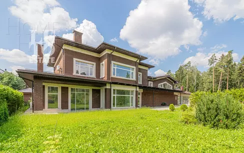 2-этажный коттедж 750 м² без отделки