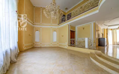 2-этажный коттедж 700 м² с отделкой