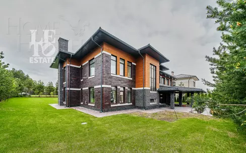 2-этажный коттедж 703 м² без отделки