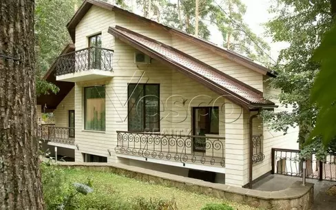 2-этажный коттедж 800 м² с отделкой