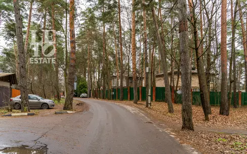 Участок 12 сот. в охраняемом поселке