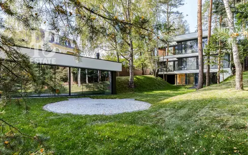 2-этажный коттедж 650 м² с отделкой