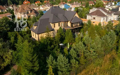 2-этажный коттедж 524 м² с отделкой