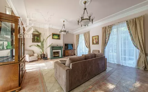 3-этажный коттедж 475 м² с отделкой