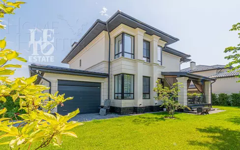 2-этажный коттедж 275 м² с отделкой