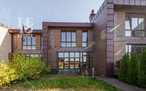 2-этажный таунхаус 270 м² без отделки