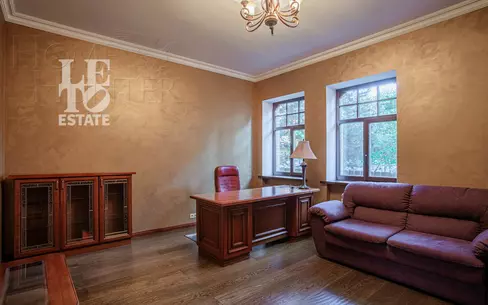 3-этажный коттедж 788 м² с отделкой