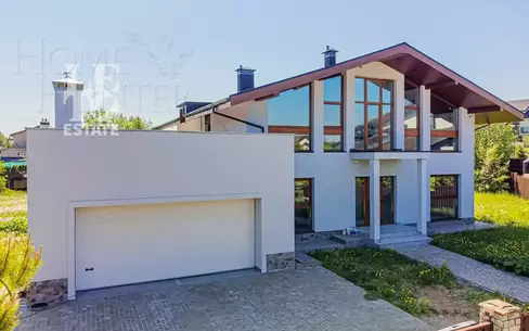 2-этажный коттедж 294 м² с отделкой