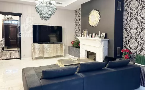 3-этажный таунхаус 293 м² с отделкой