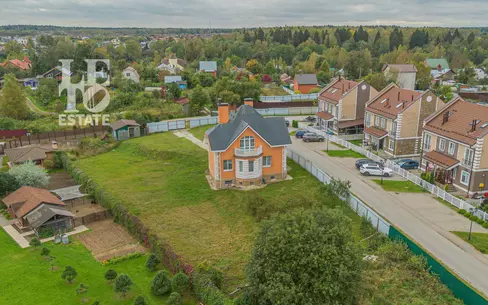 2-этажный коттедж 260 м² с отделкой