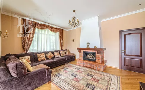 2-этажный коттедж 350 м² с отделкой