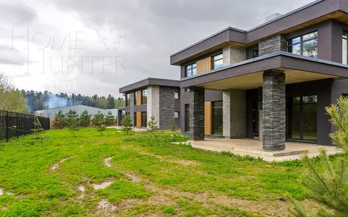 2-этажный коттедж 289 м² без отделки